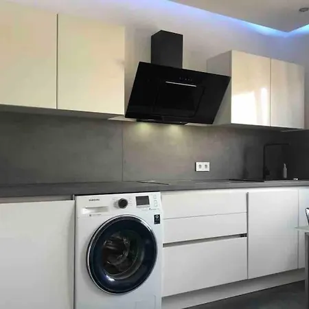 Schoene Moderne In Bochum-city *